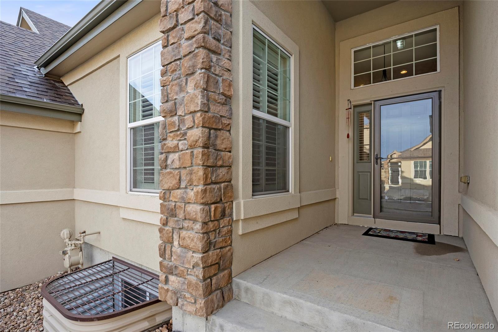 MLS Image #5 for 22242 e euclid drive,aurora, Colorado