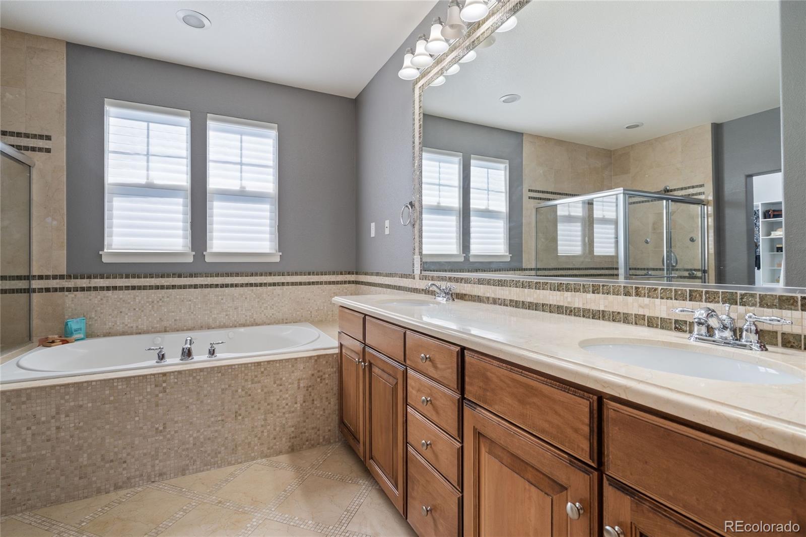 MLS Image #20 for 7963 s valleyhead way,aurora, Colorado