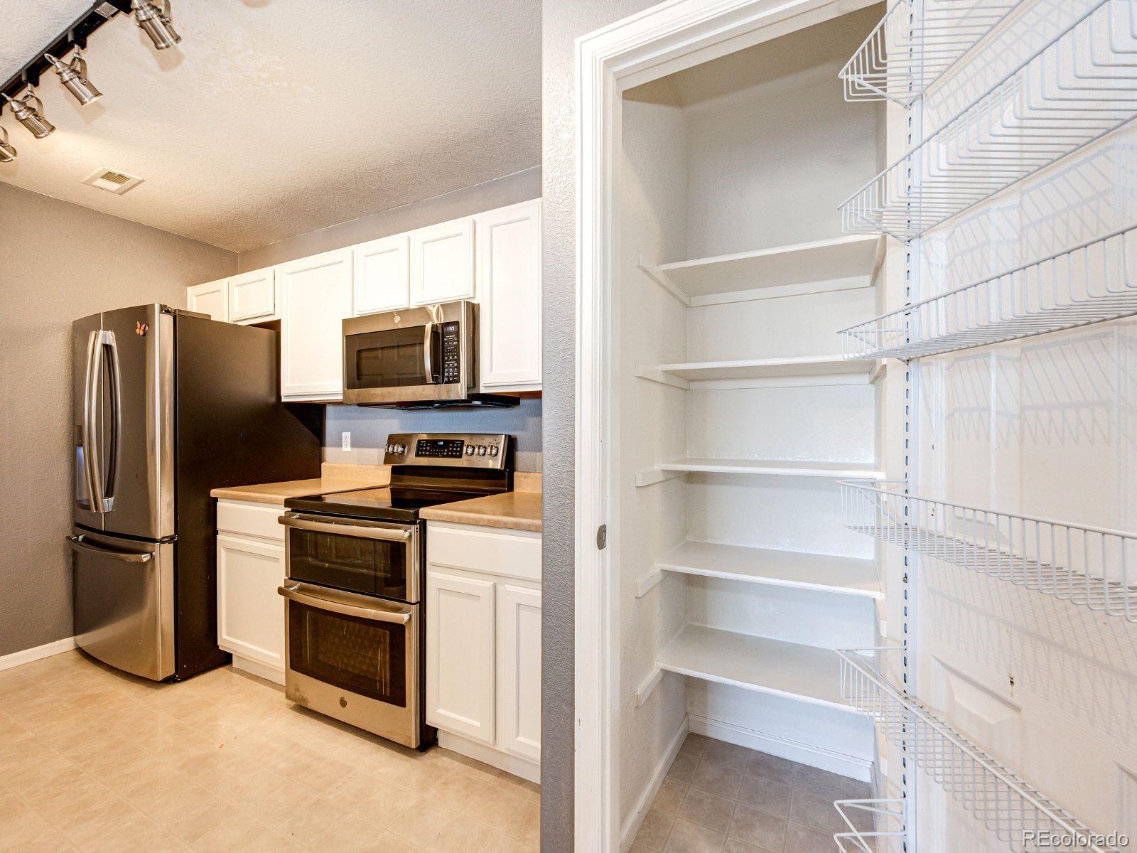 MLS Image #11 for 5255  memphis street,denver, Colorado