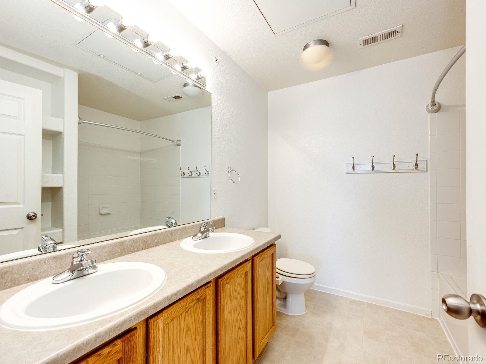 MLS Image #17 for 5255  memphis street,denver, Colorado