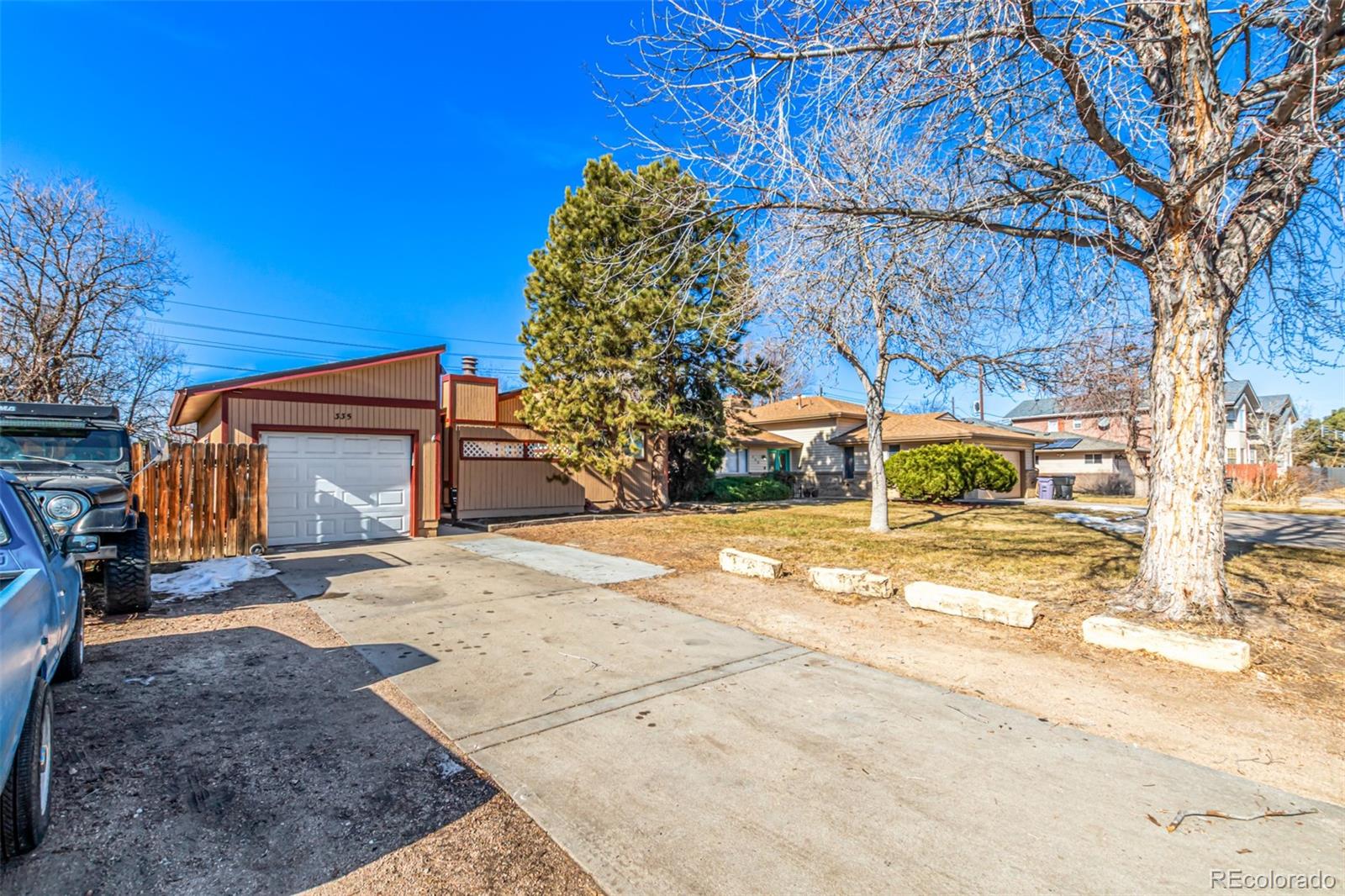MLS Image #2 for 335 s monaco st pkwy,denver, Colorado
