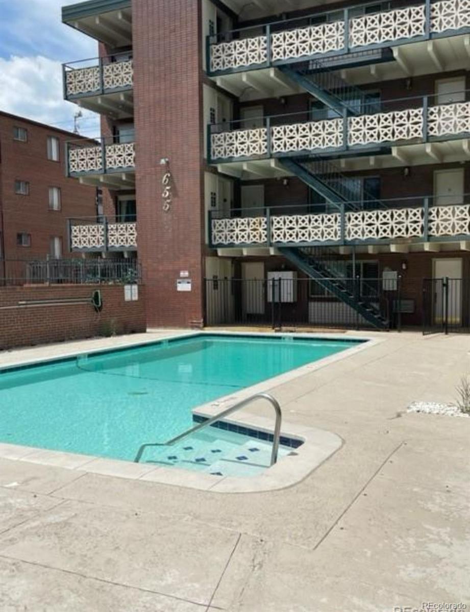 MLS Image #21 for 655 n pearl street,denver, Colorado