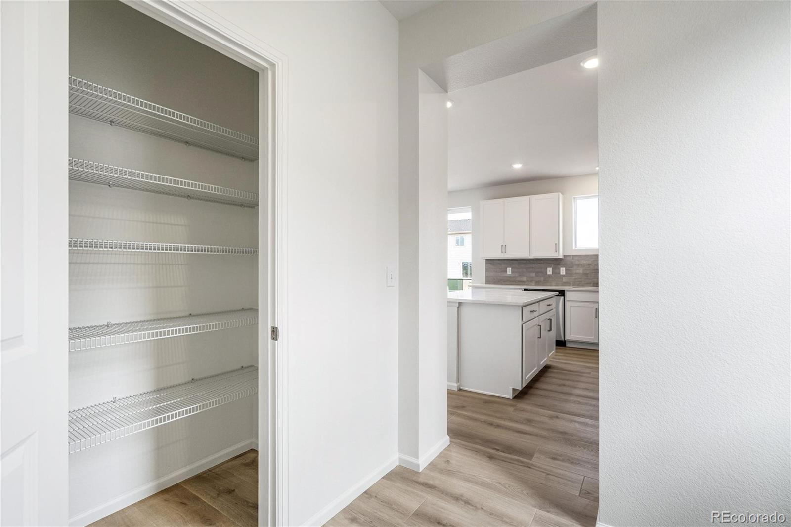 MLS Image #16 for 47399  magnolia avenue,bennett, Colorado