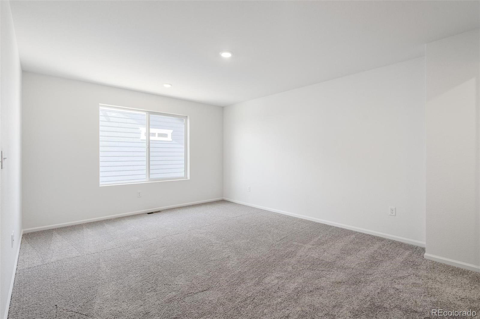 MLS Image #22 for 47399  magnolia avenue,bennett, Colorado