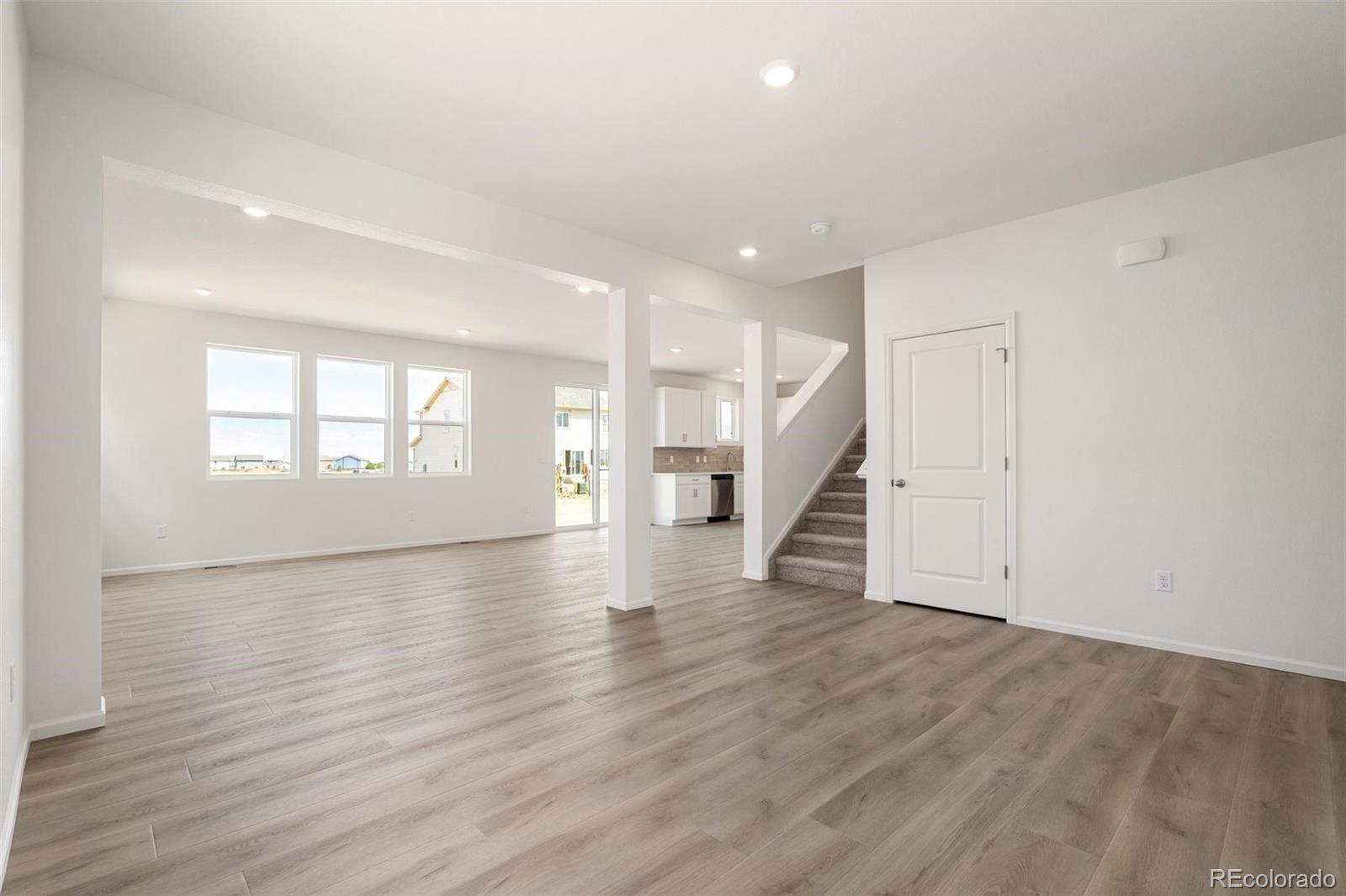 MLS Image #3 for 47399  magnolia avenue,bennett, Colorado