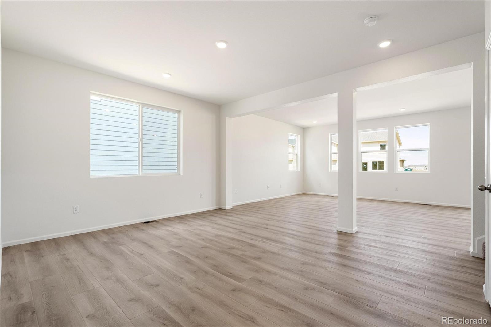 MLS Image #4 for 47399  magnolia avenue,bennett, Colorado