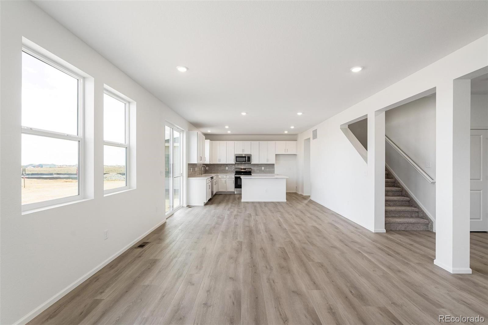 MLS Image #6 for 47399  magnolia avenue,bennett, Colorado