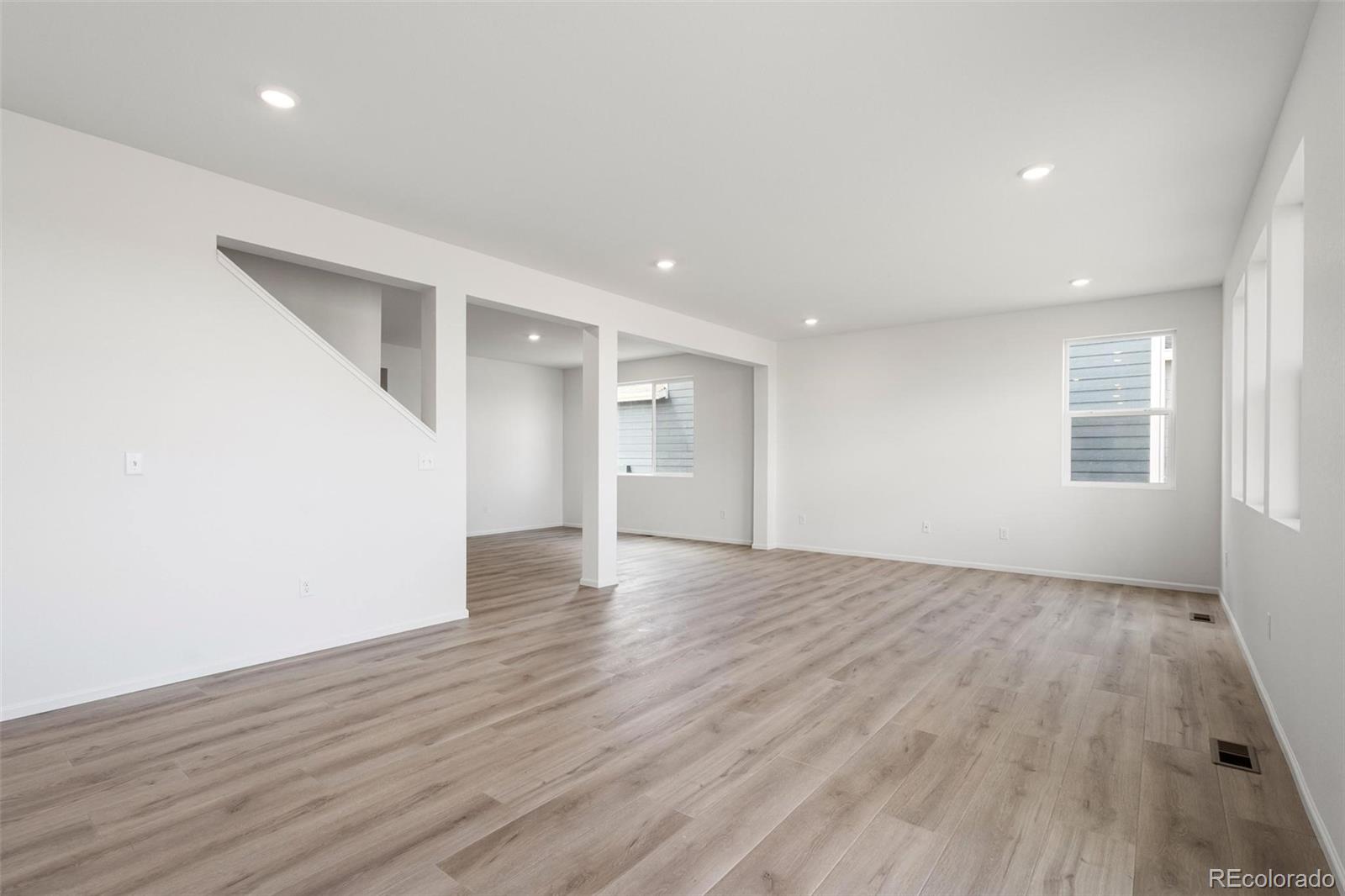 MLS Image #8 for 47399  magnolia avenue,bennett, Colorado