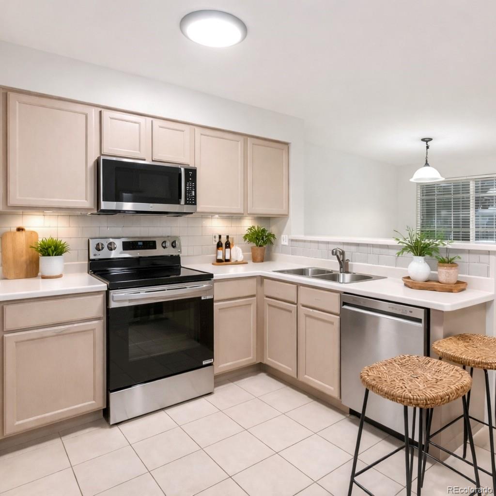 MLS Image #7 for 1121 w 112th avenue,denver, Colorado