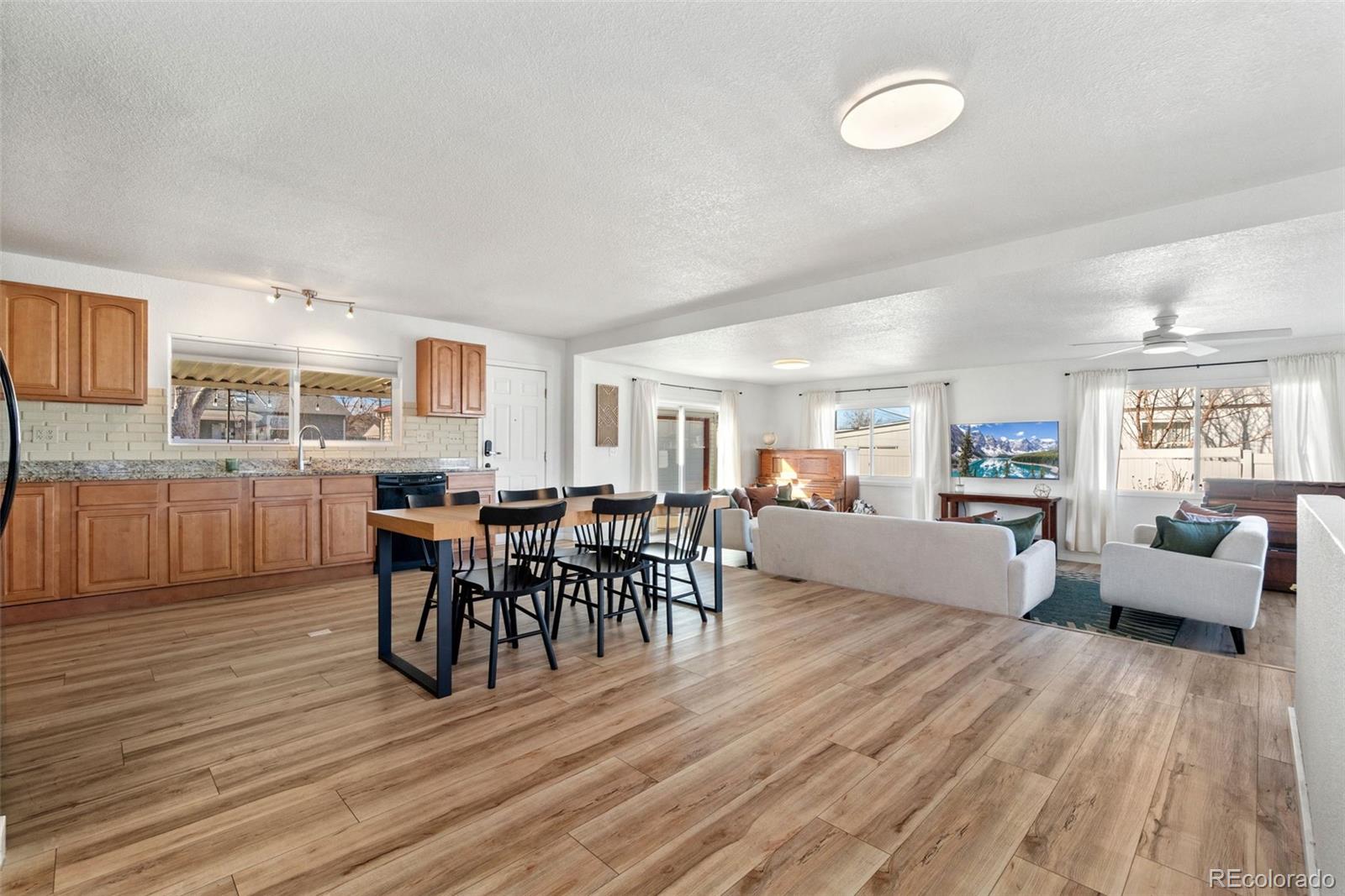 MLS Image #3 for 5533  raritan way,denver, Colorado