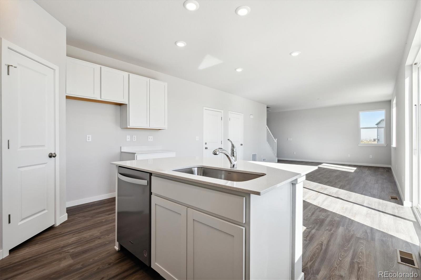 MLS Image #5 for 5656  ranch street,mead, Colorado
