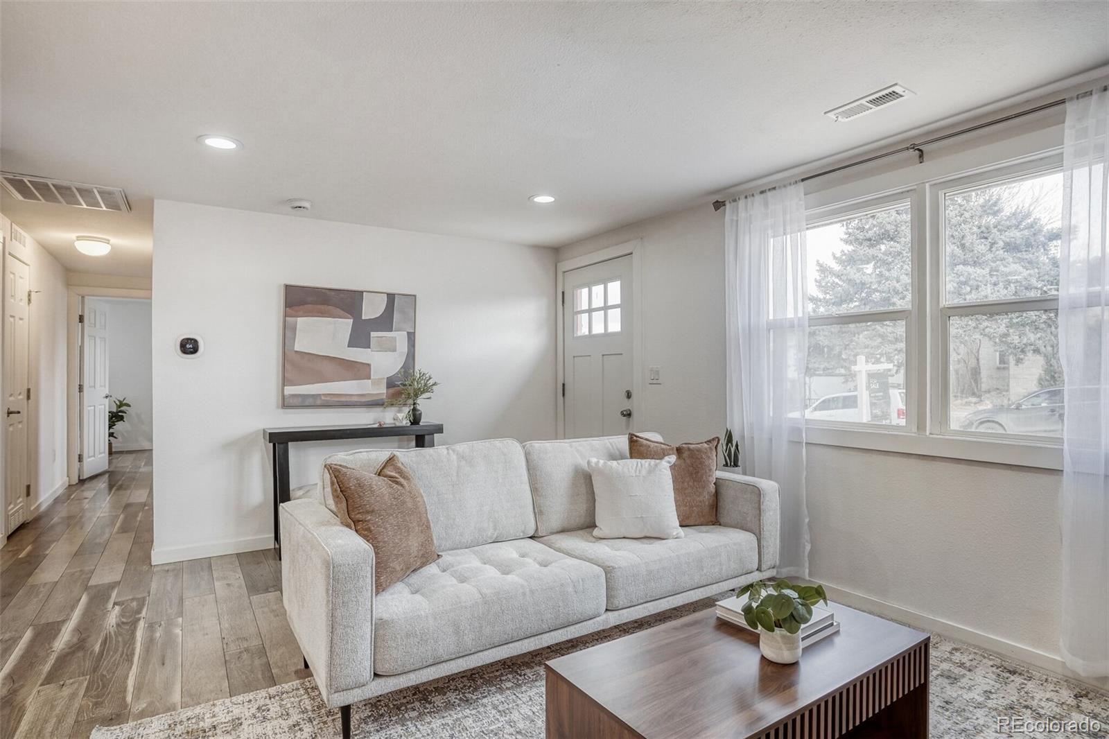 MLS Image #10 for 611  vrain street,denver, Colorado