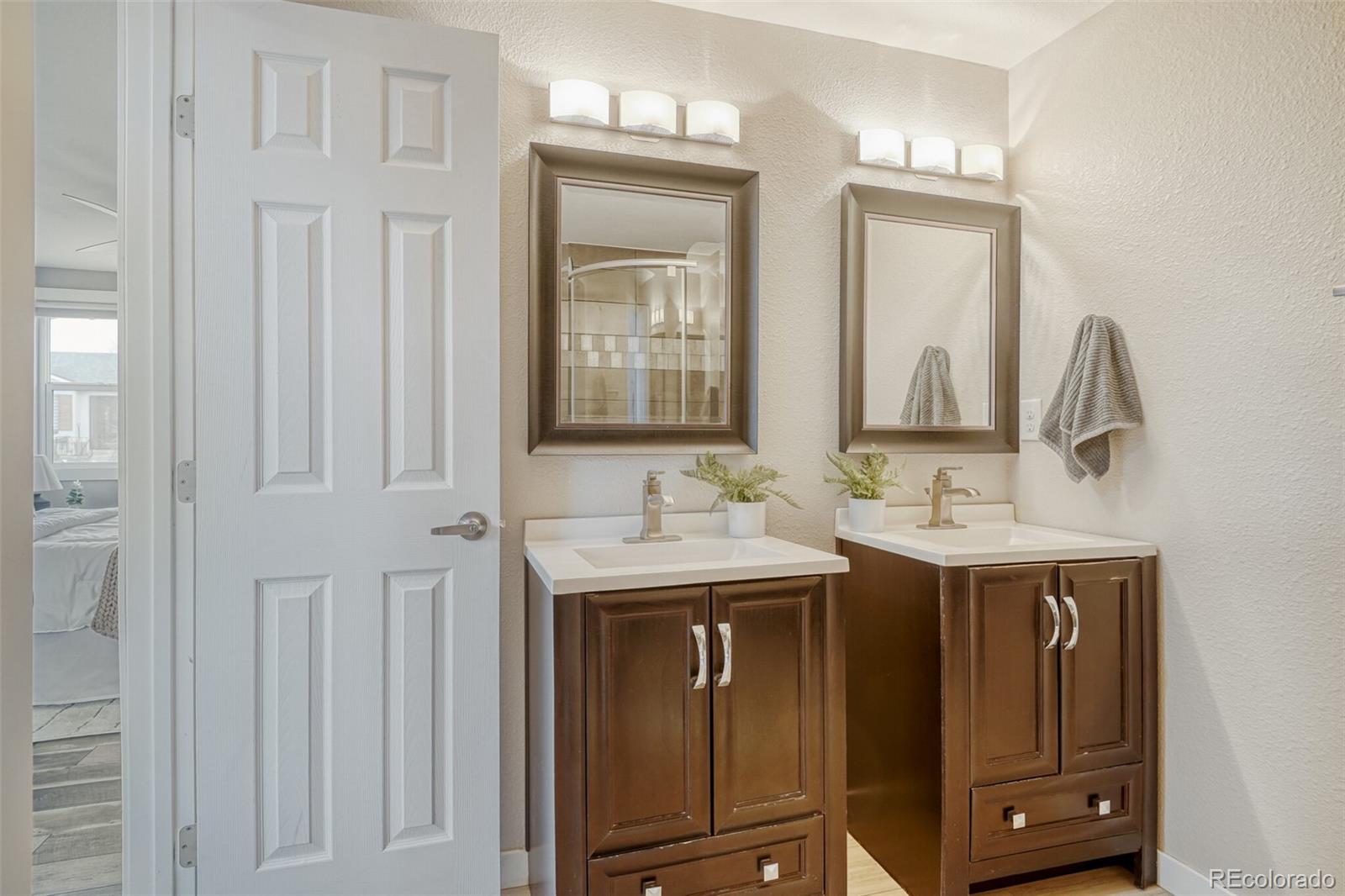 MLS Image #19 for 611  vrain street,denver, Colorado