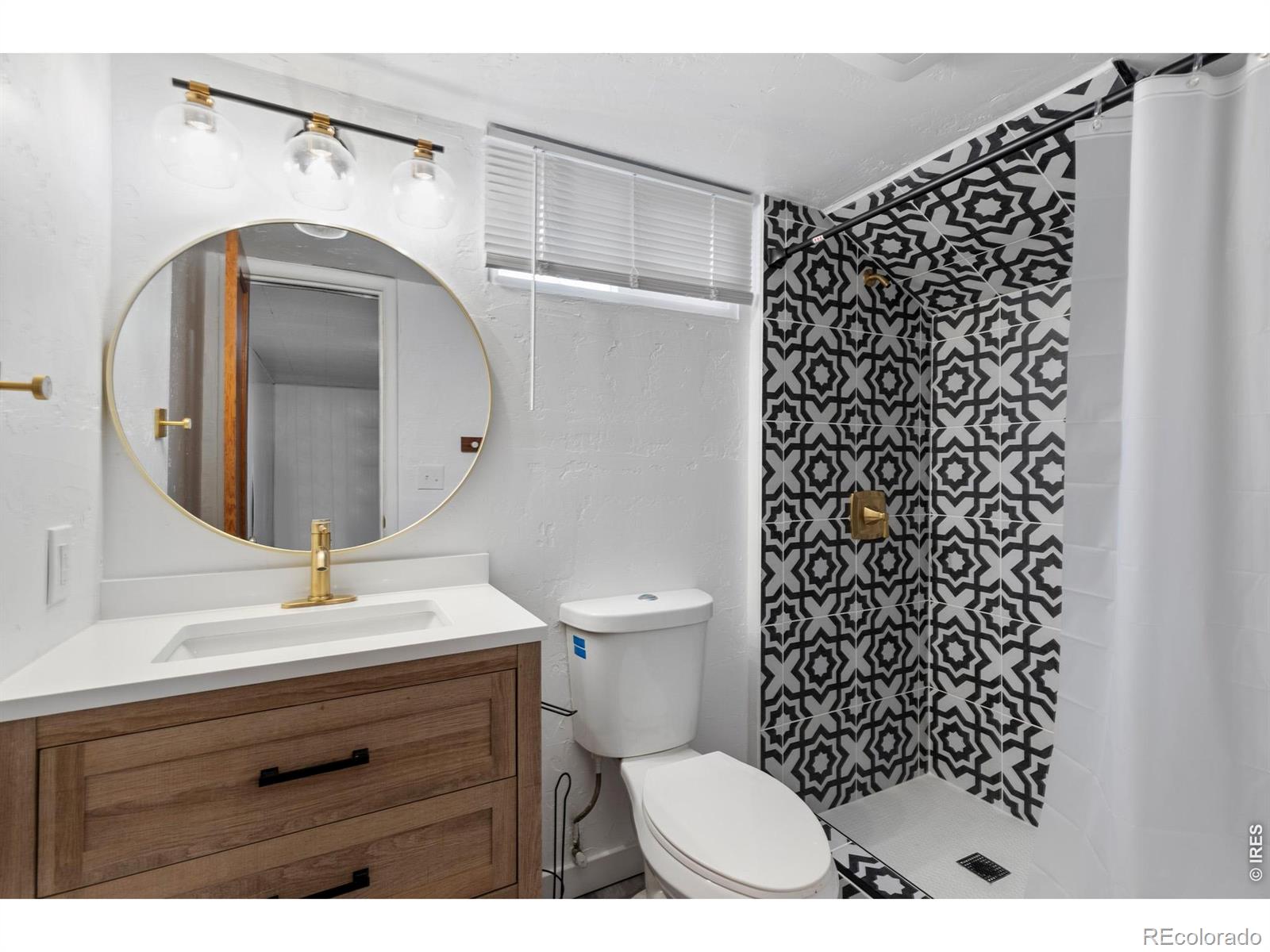 MLS Image #10 for 522 e 13th street,loveland, Colorado