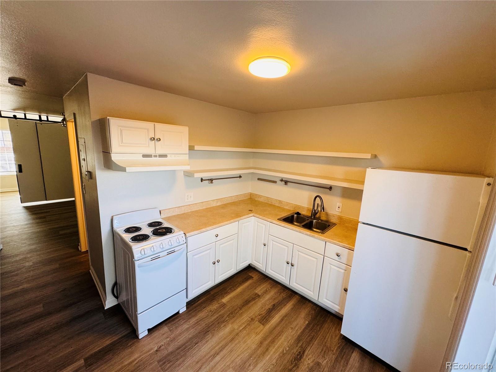 MLS Image #2 for 61 s sable boulevard c12,aurora, Colorado