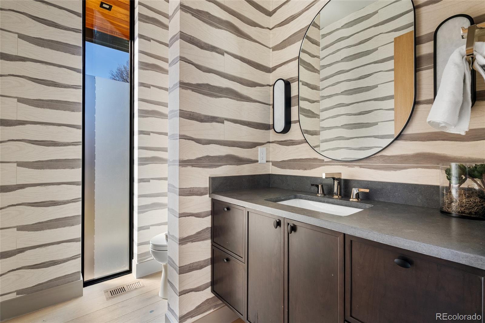MLS Image #8 for 792 s clayton street,denver, Colorado