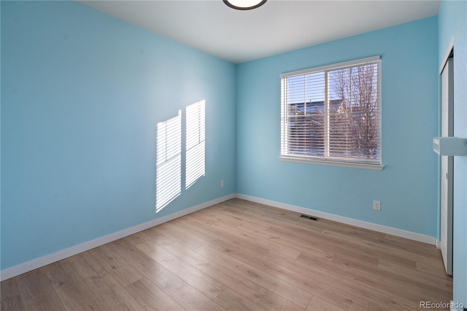 MLS Image #8 for 5019  thistle drive,brighton, Colorado