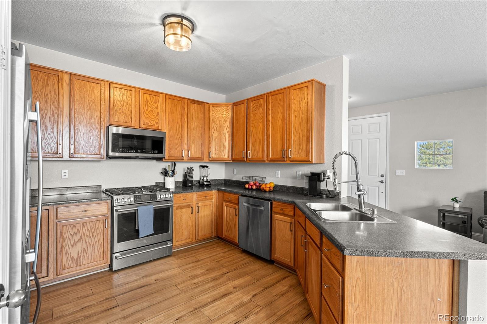 MLS Image #6 for 7400  russell circle,longmont, Colorado