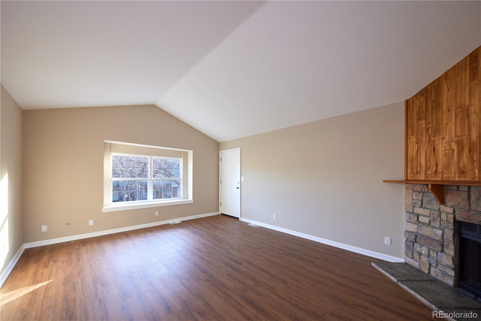 MLS Image #3 for 61 s sable boulevard,aurora, Colorado