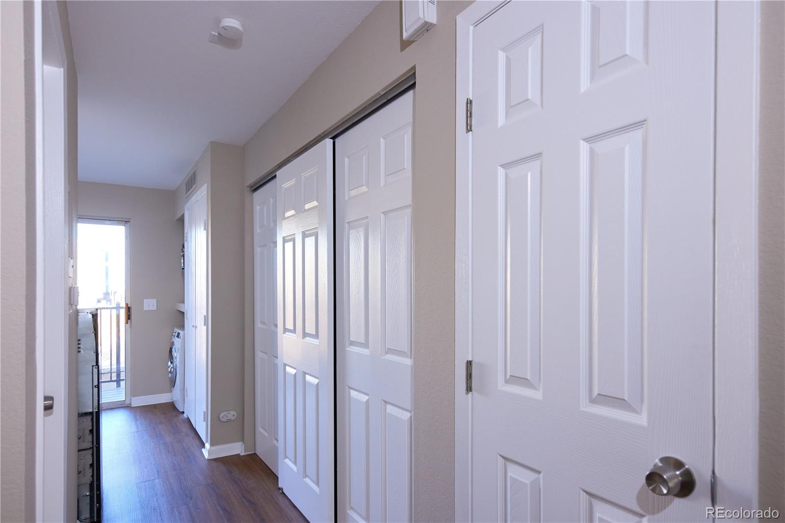 MLS Image #6 for 61 s sable boulevard,aurora, Colorado