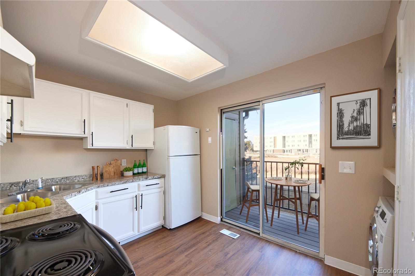 MLS Image #7 for 61 s sable boulevard,aurora, Colorado