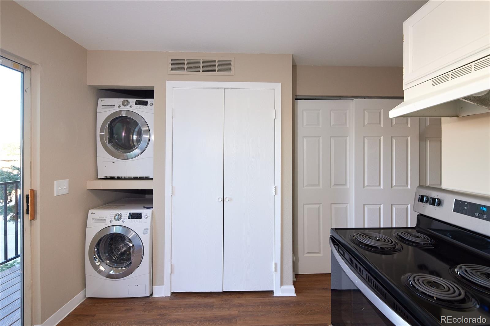 MLS Image #9 for 61 s sable boulevard,aurora, Colorado