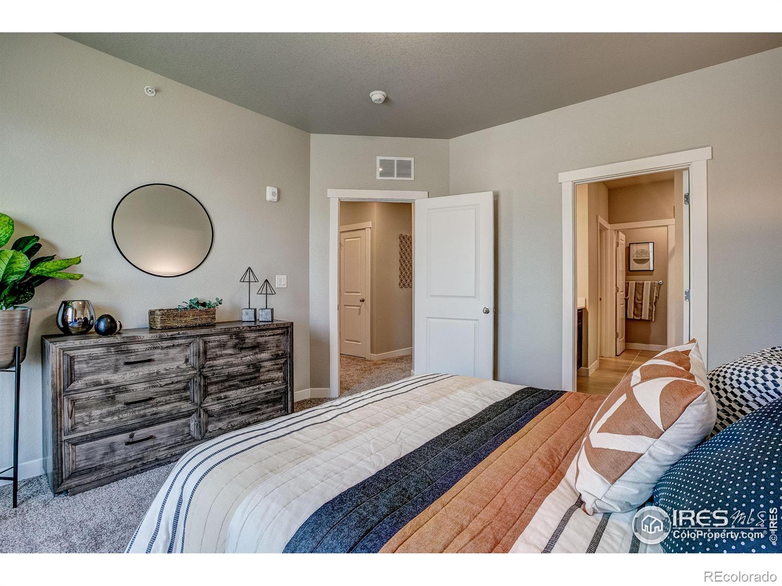 MLS Image #19 for 4160  south park drive,loveland, Colorado