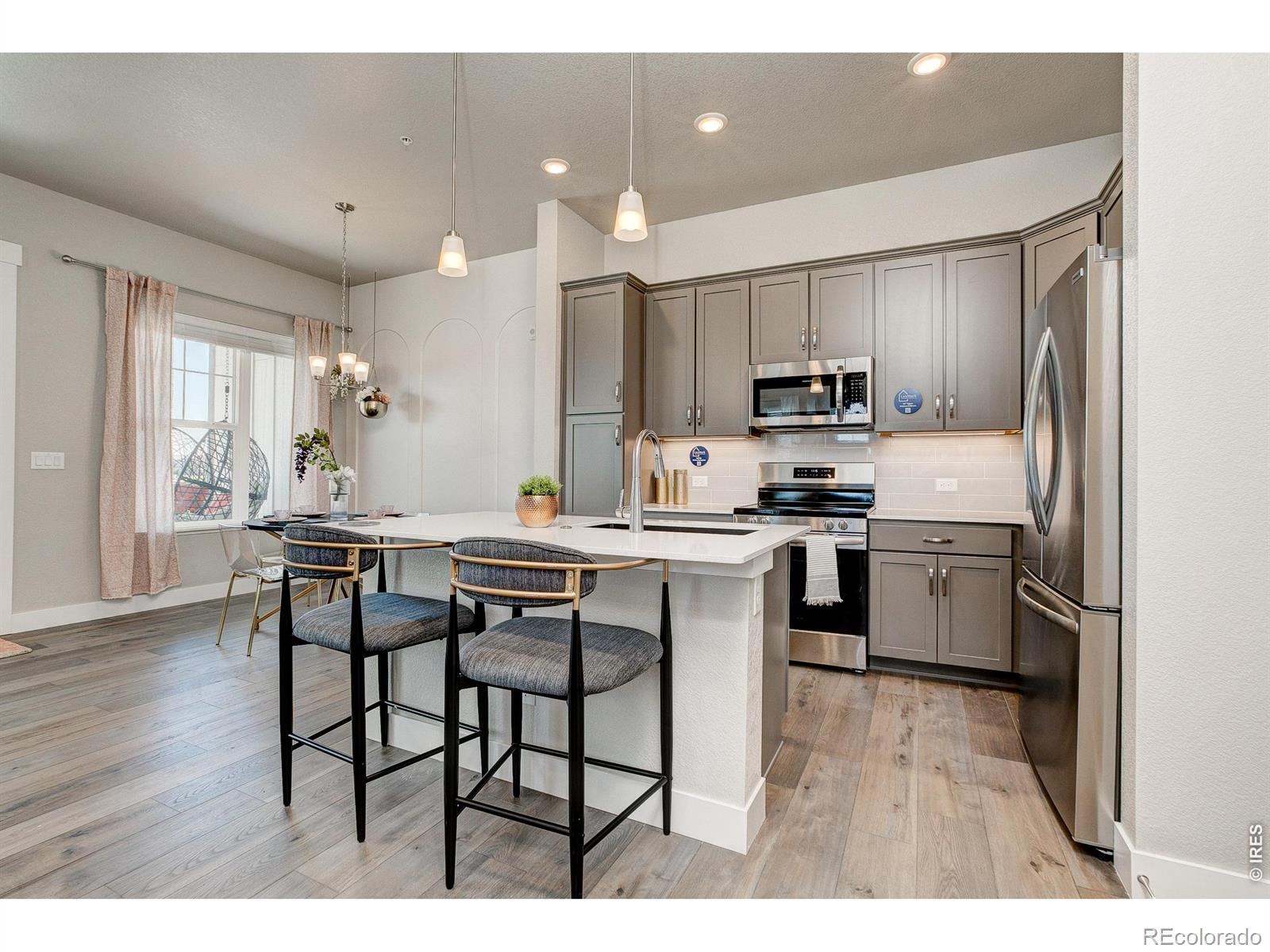 MLS Image #2 for 420  high point drive,longmont, Colorado
