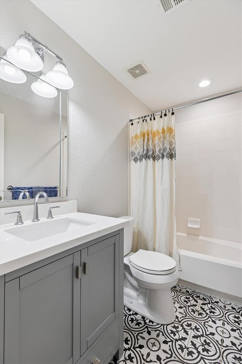 MLS Image #18 for 1699 n downing street 309,denver, Colorado