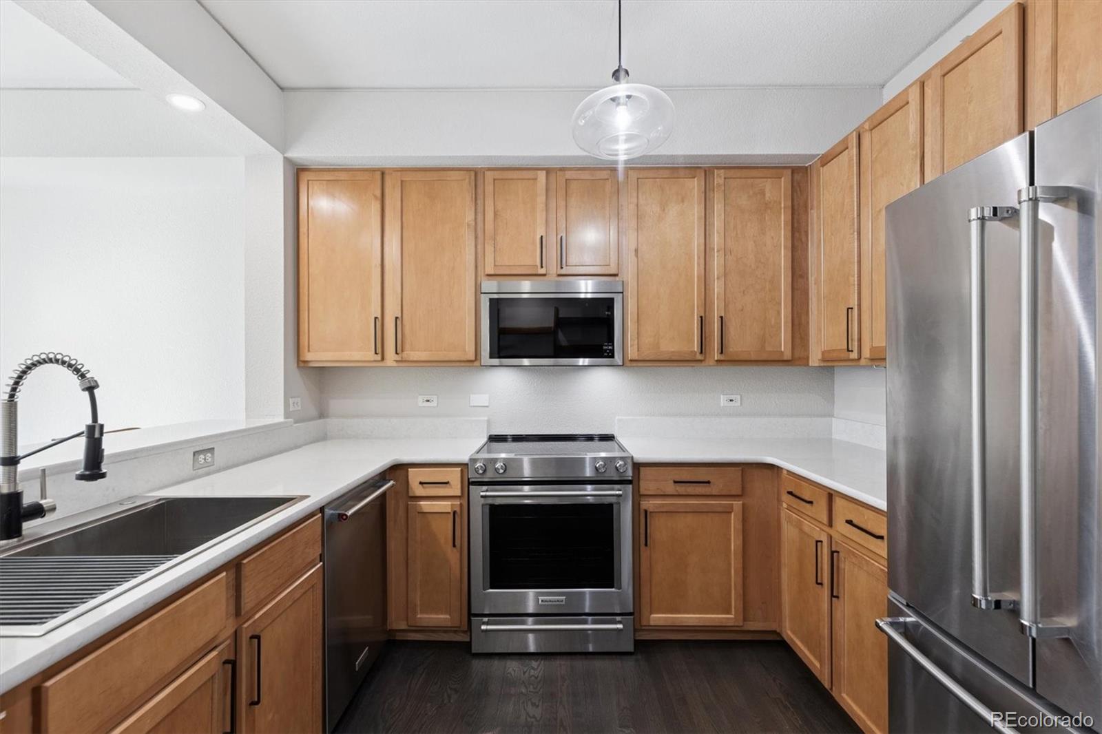 MLS Image #4 for 1699 n downing street 309,denver, Colorado