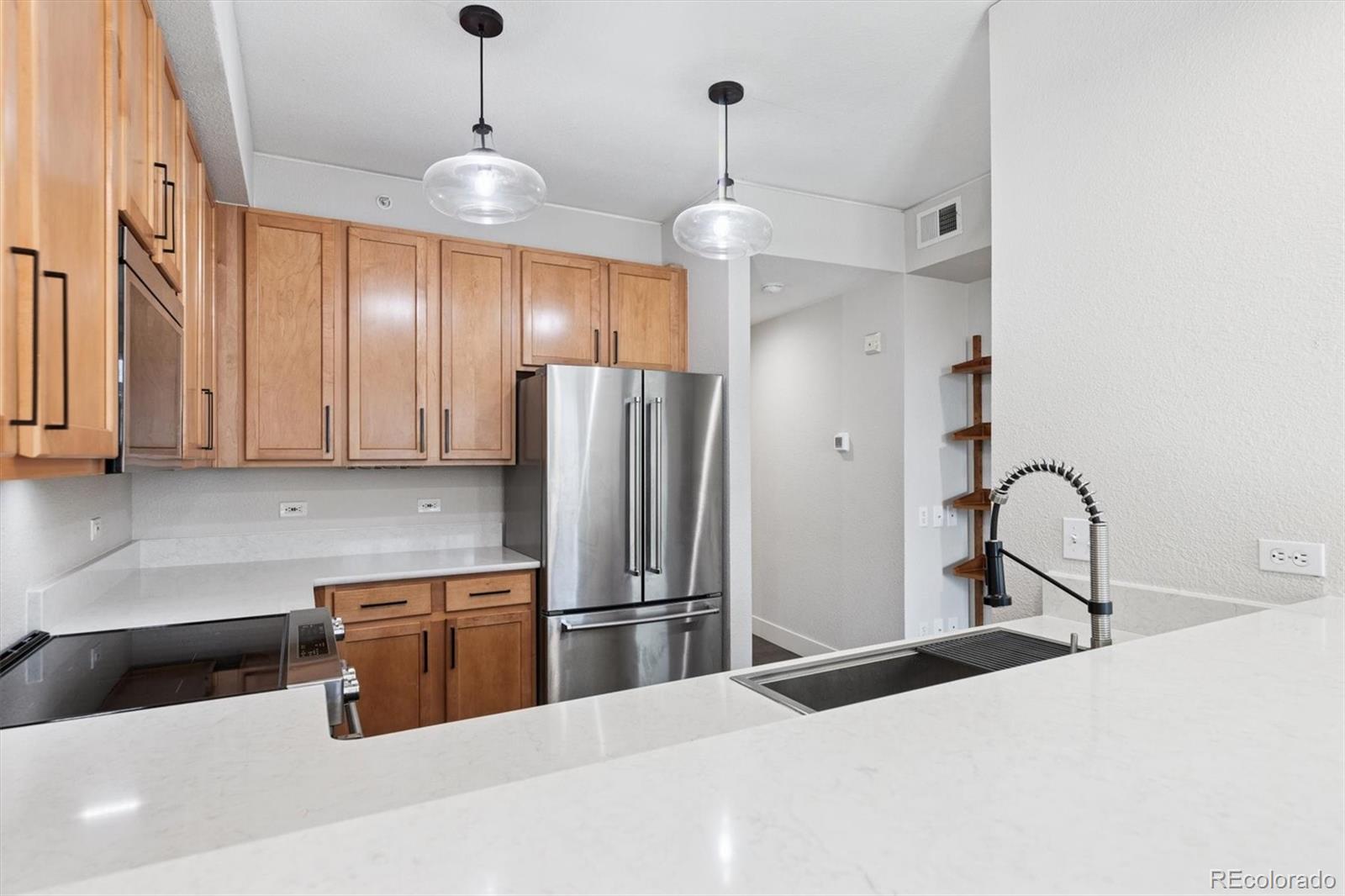 MLS Image #6 for 1699 n downing street 309,denver, Colorado