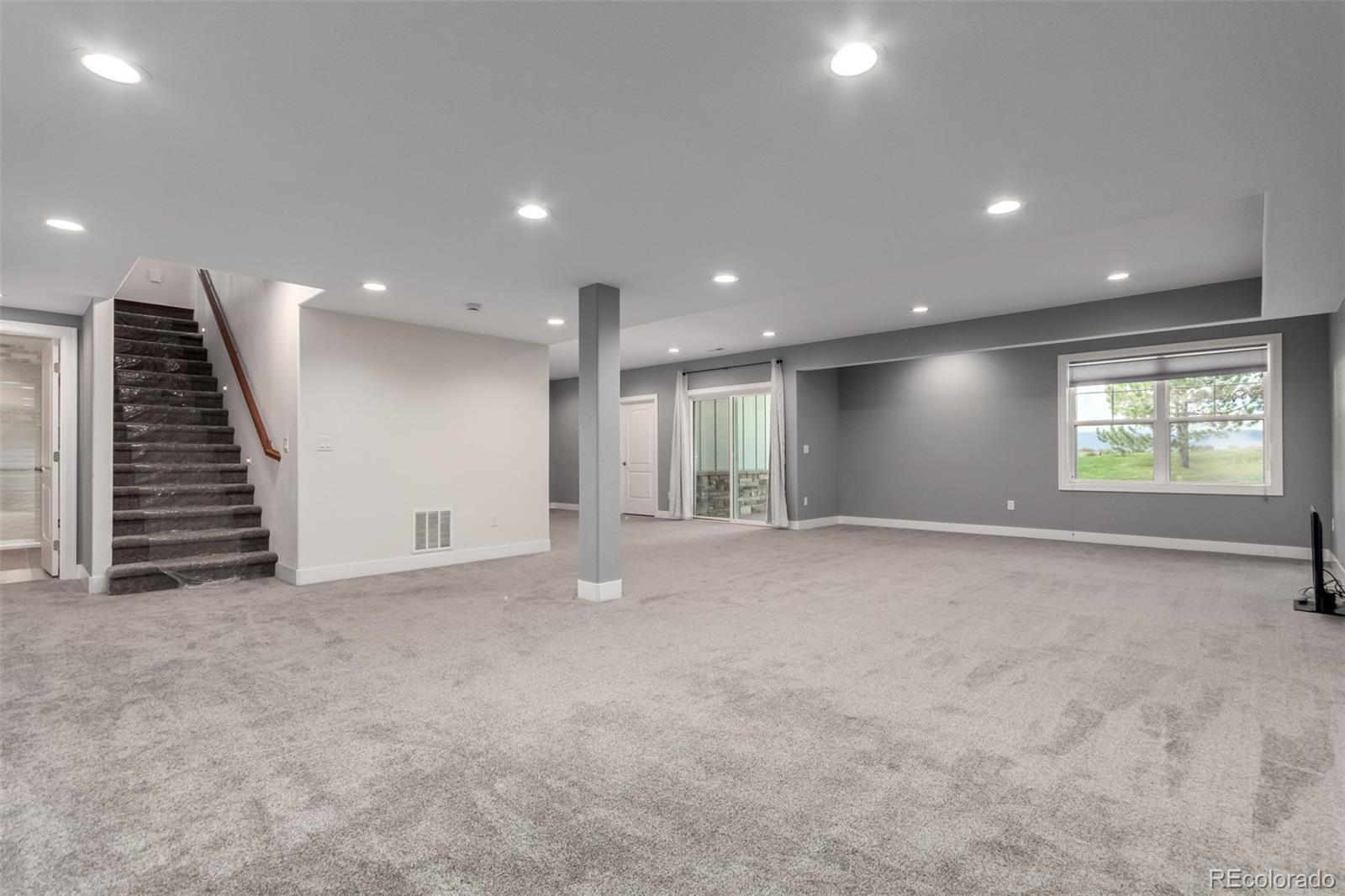 MLS Image #28 for 909  signal court,timnath, Colorado