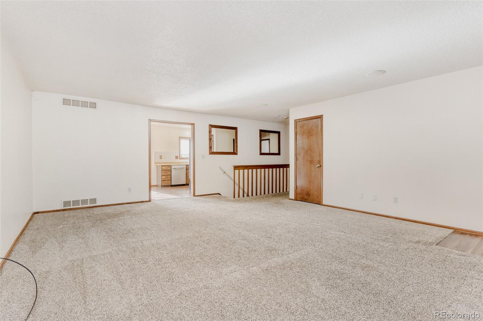 MLS Image #5 for 16796 e kent drive,aurora, Colorado