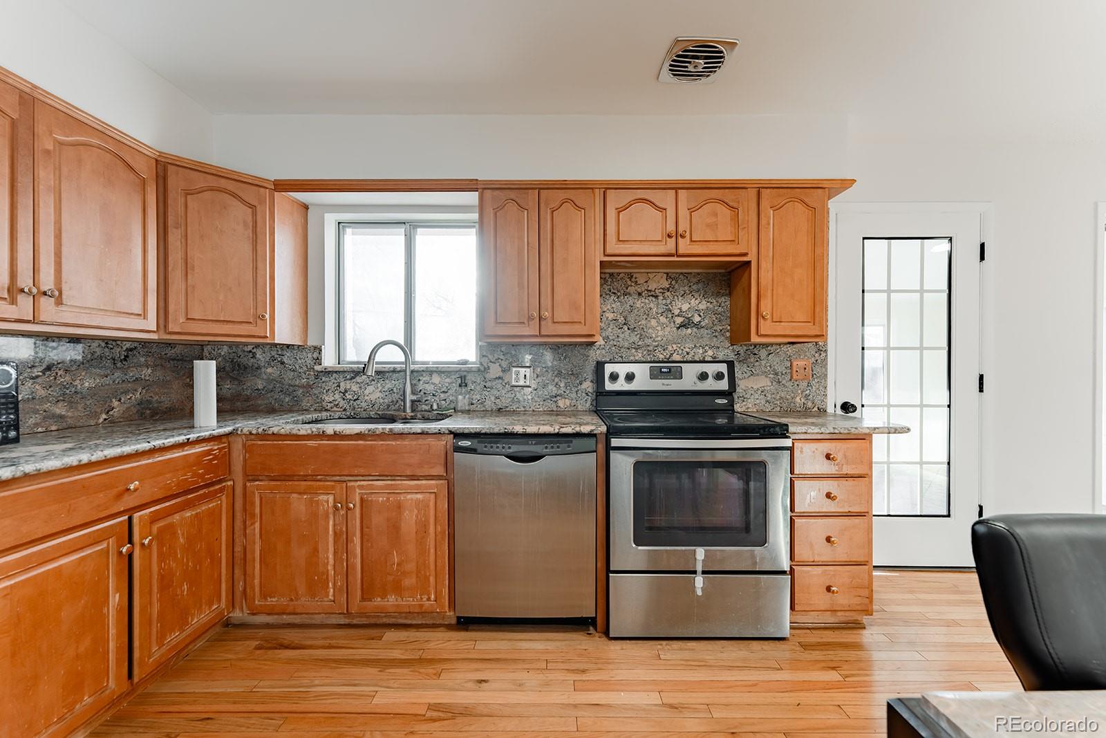 MLS Image #11 for 3091 s yates street,denver, Colorado