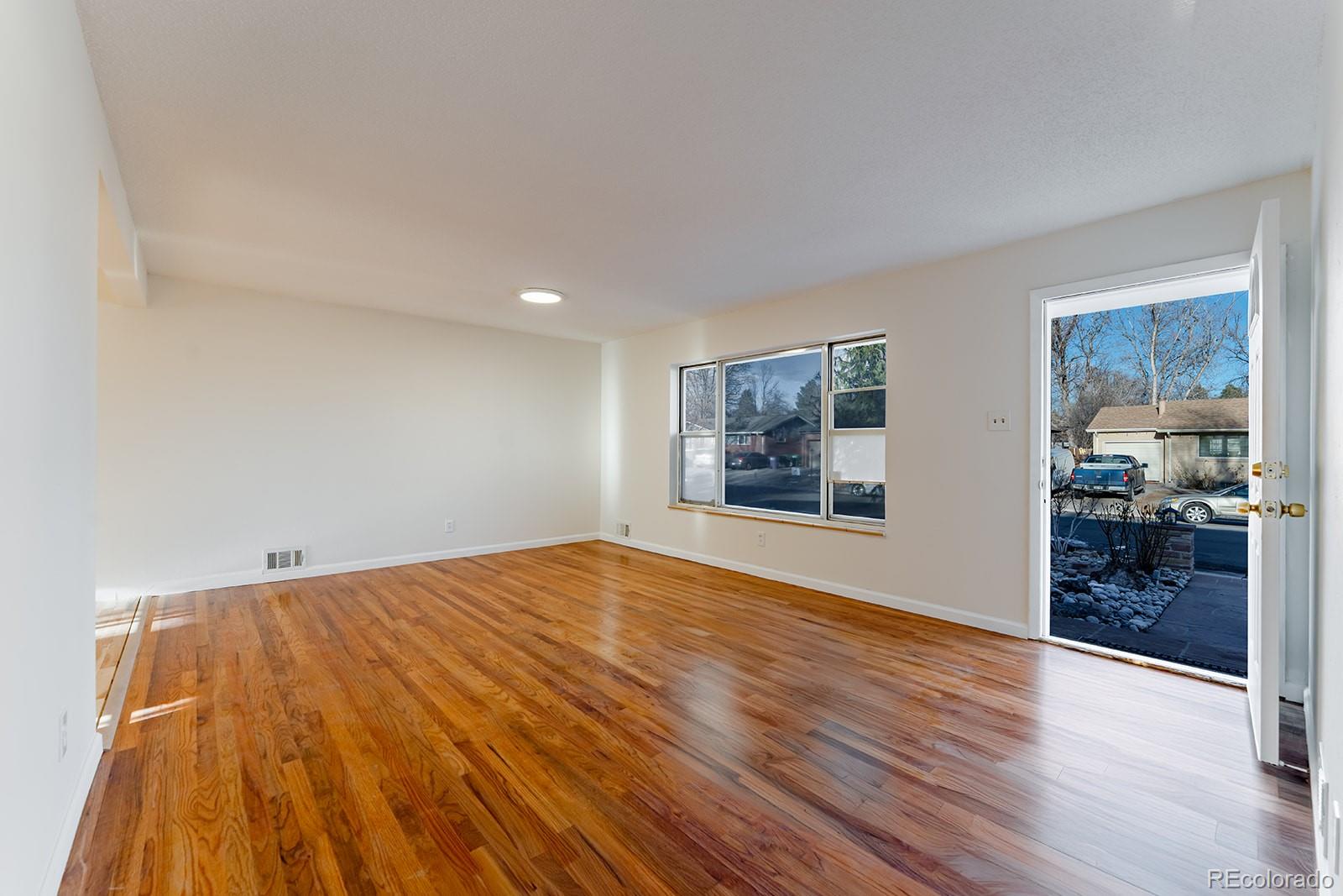 MLS Image #4 for 3091 s yates street,denver, Colorado