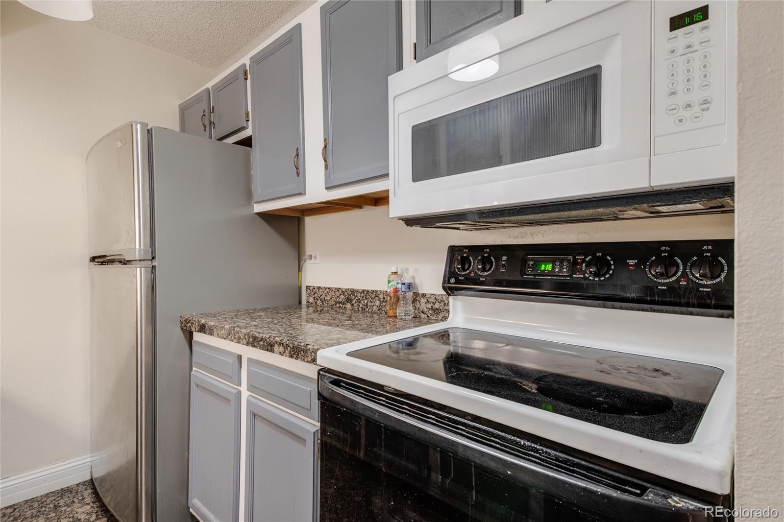 MLS Image #7 for 8060 e girard avenue,denver, Colorado