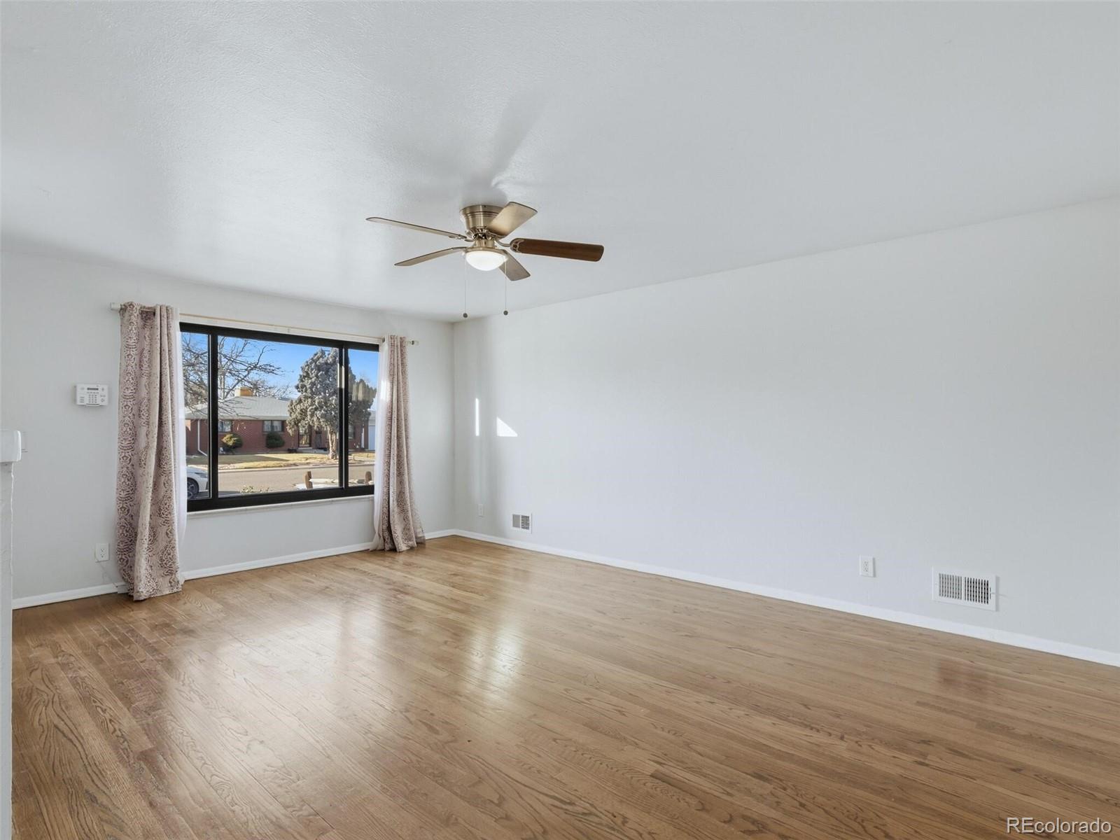 MLS Image #1 for 3206  vaughn street,aurora, Colorado