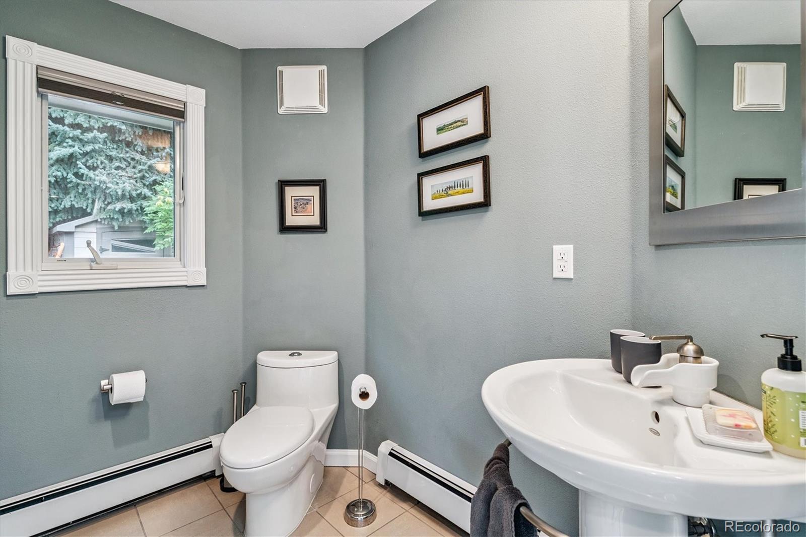 MLS Image #14 for 3134 s milwaukee street,denver, Colorado