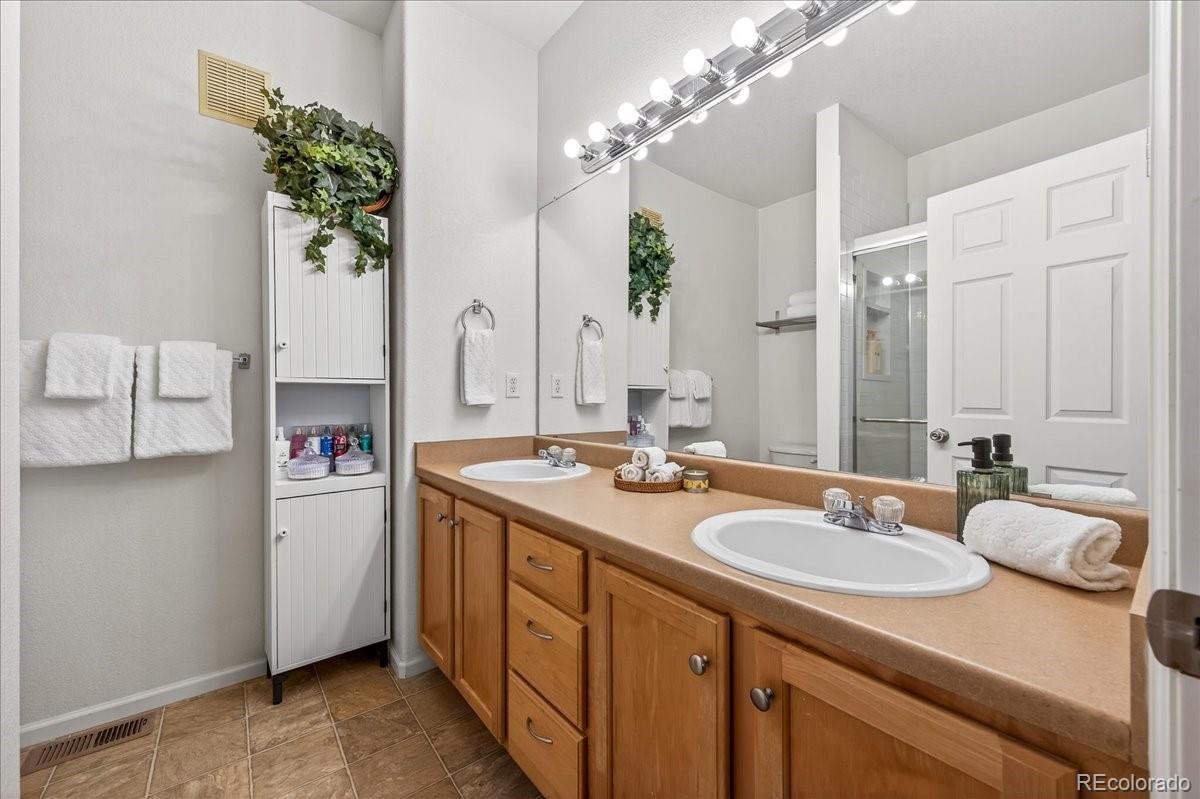 MLS Image #28 for 18767 e yale circle,aurora, Colorado