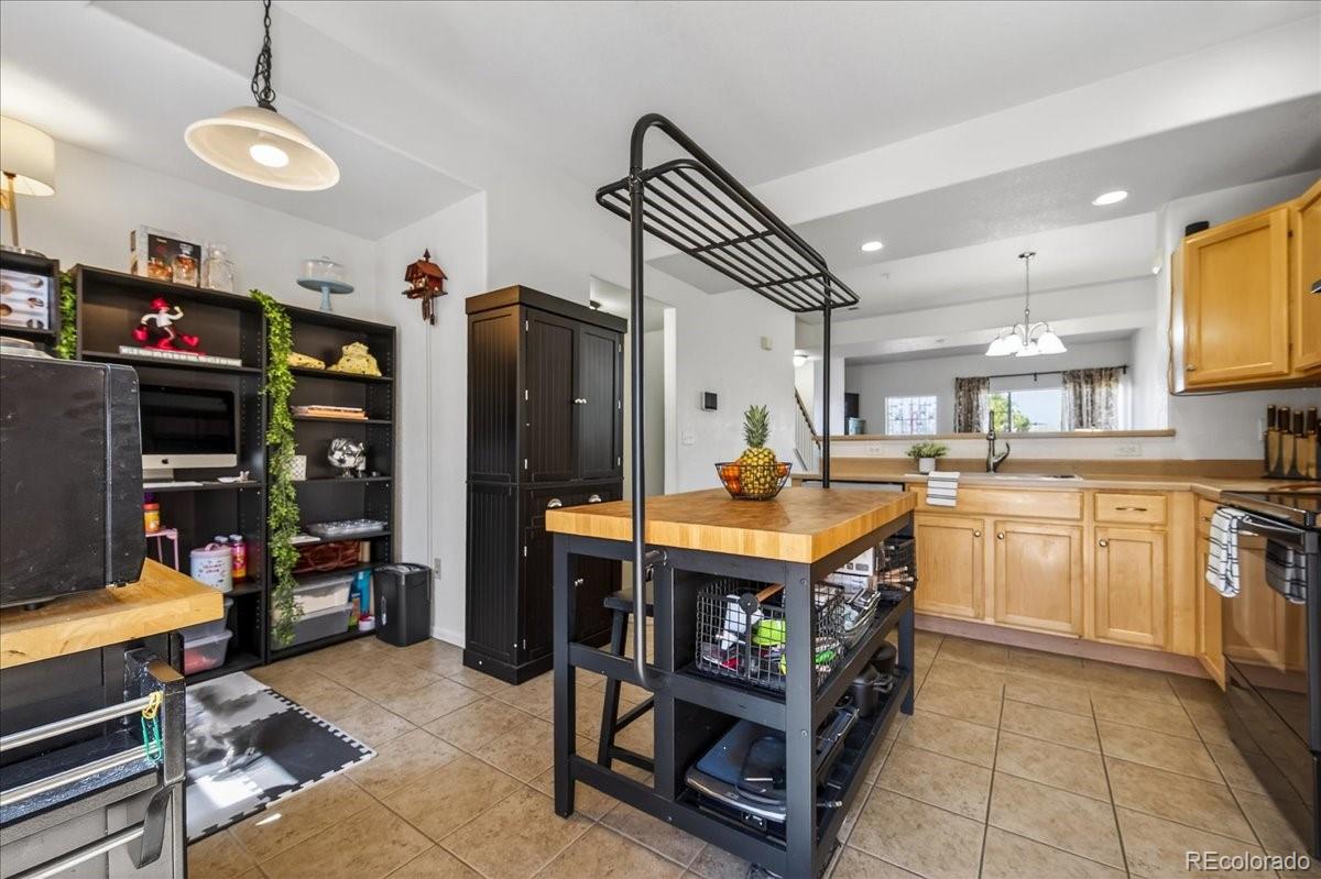 MLS Image #9 for 18767 e yale circle,aurora, Colorado