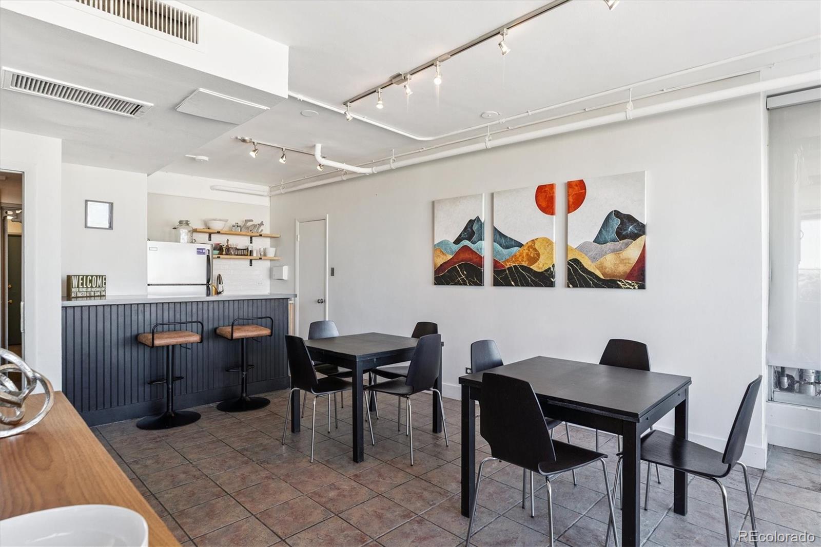 MLS Image #18 for 790 n washington street,denver, Colorado