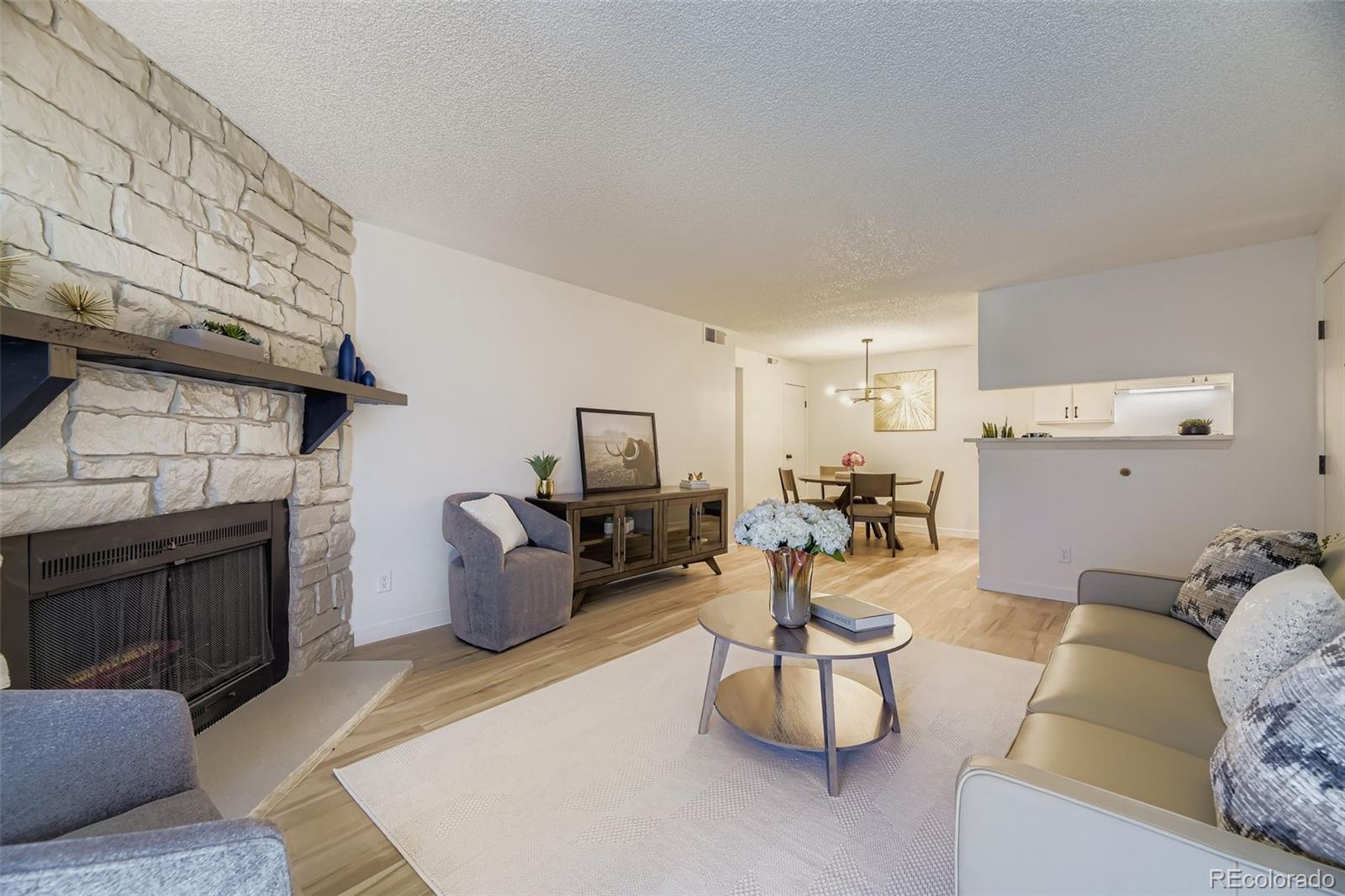MLS Image #4 for 1870 s pitkin circle b,aurora, Colorado