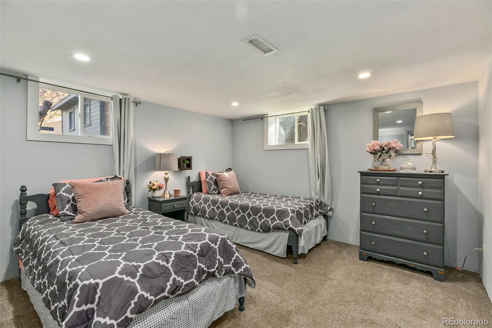 MLS Image #14 for 853 e 7th street,loveland, Colorado