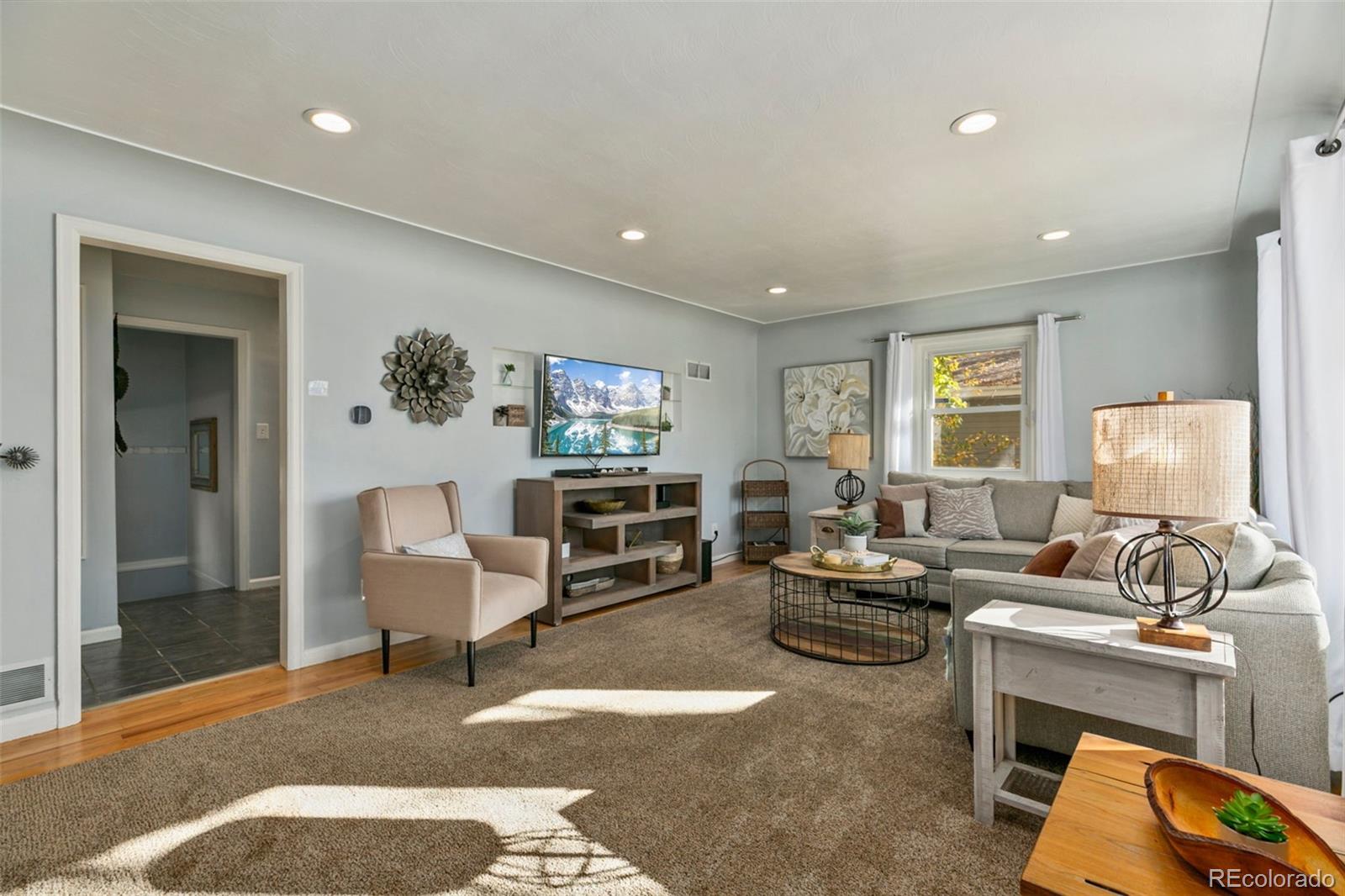 MLS Image #3 for 853 e 7th street,loveland, Colorado