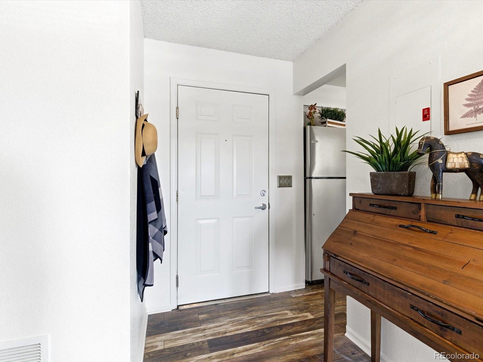 MLS Image #10 for 1383 w 88th avenue 208,thornton, Colorado