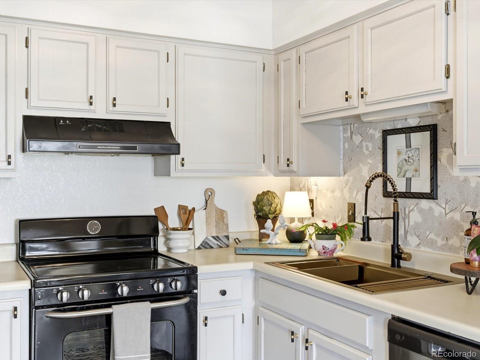 MLS Image #22 for 1383 w 88th avenue 208,thornton, Colorado