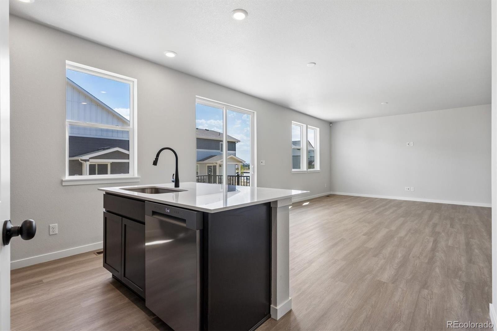 MLS Image #12 for 22816 e 47th place,aurora, Colorado
