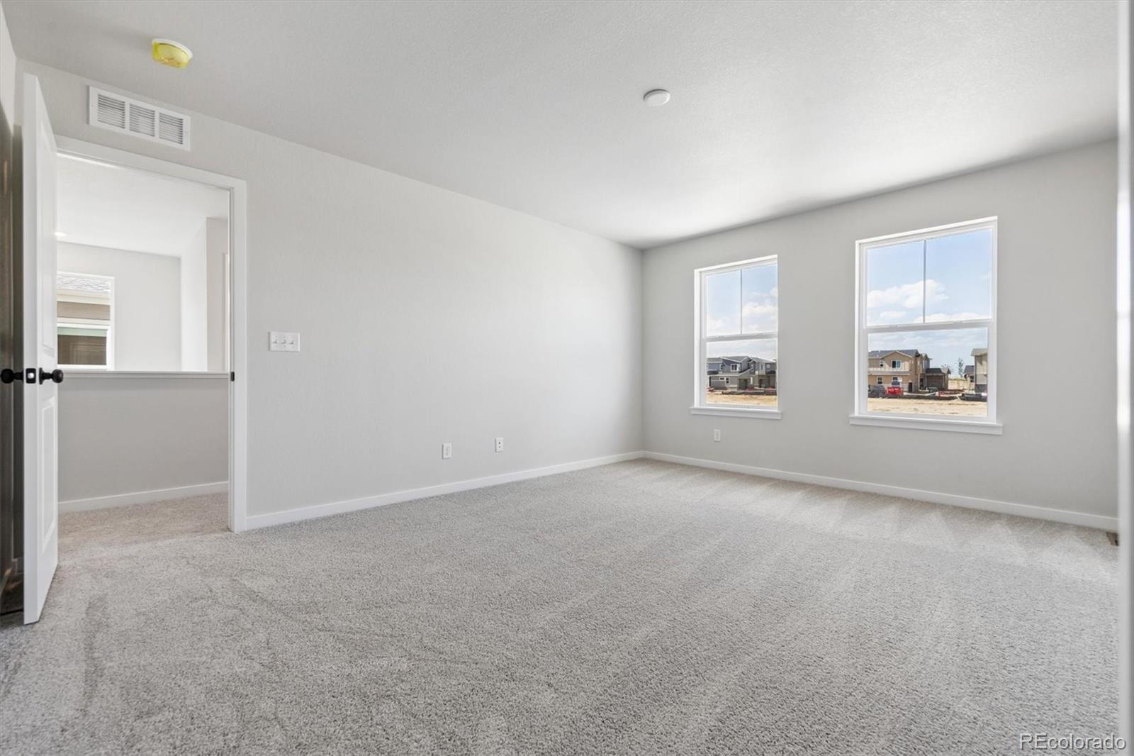 MLS Image #21 for 22816 e 47th place,aurora, Colorado