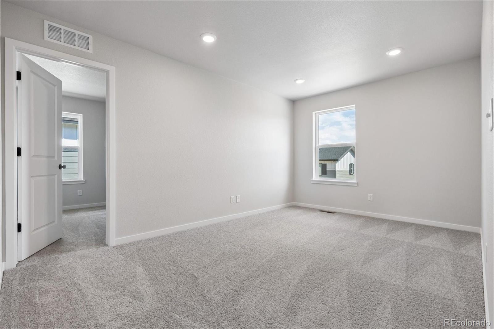 MLS Image #24 for 22816 e 47th place,aurora, Colorado