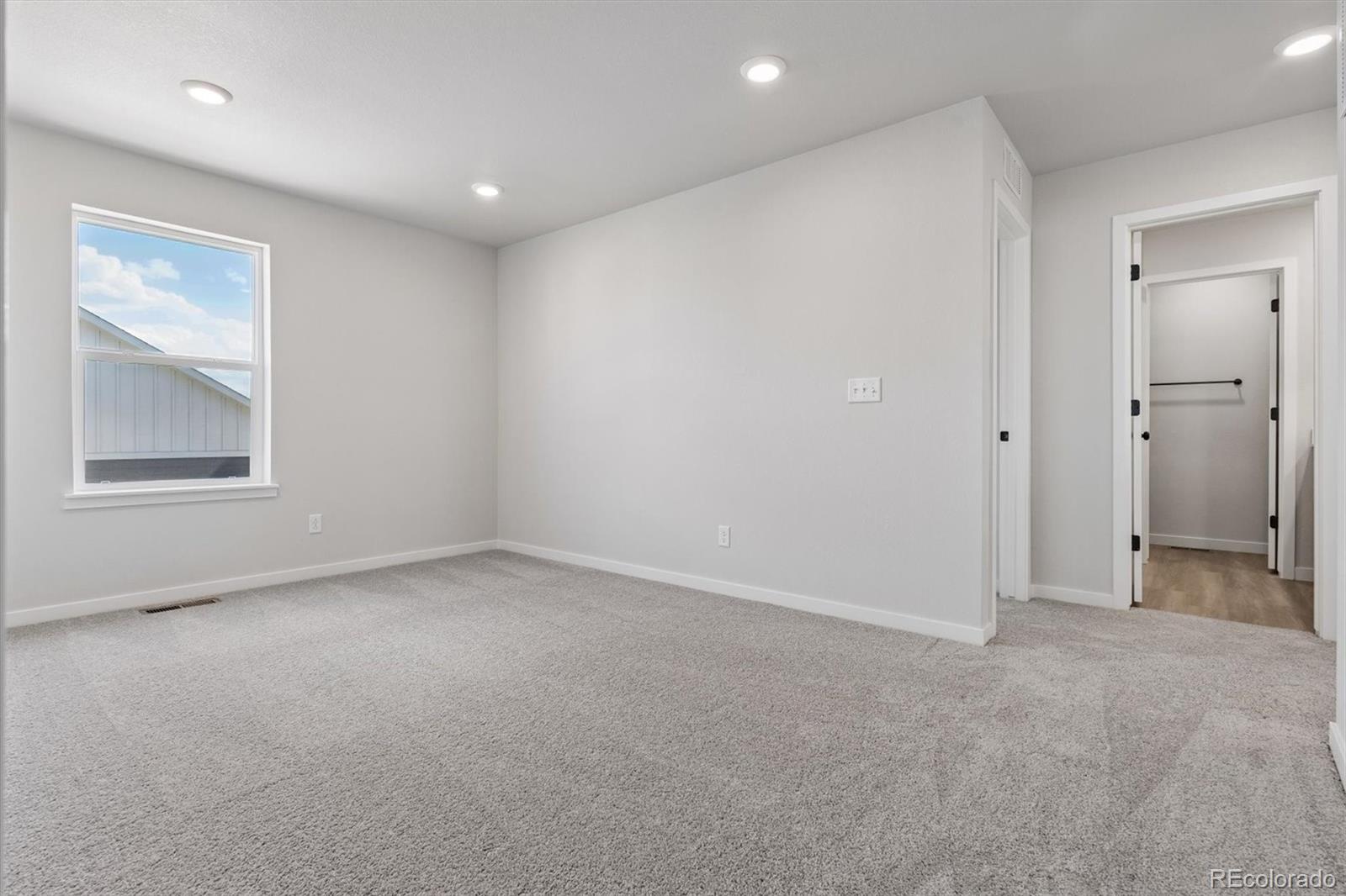 MLS Image #26 for 22816 e 47th place,aurora, Colorado
